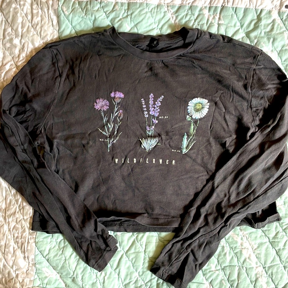 Urban Outfitters Wildflower Long Sleeve Crop Top - Size Small - Blue/Gray